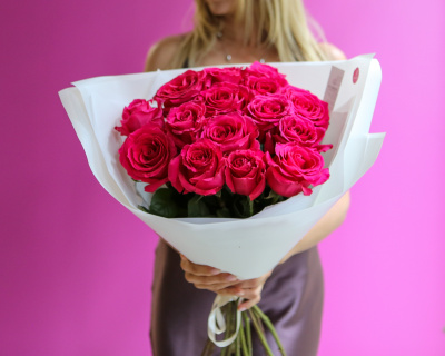 Букет из 15 эквадорских роз сорта PINK FLOYD